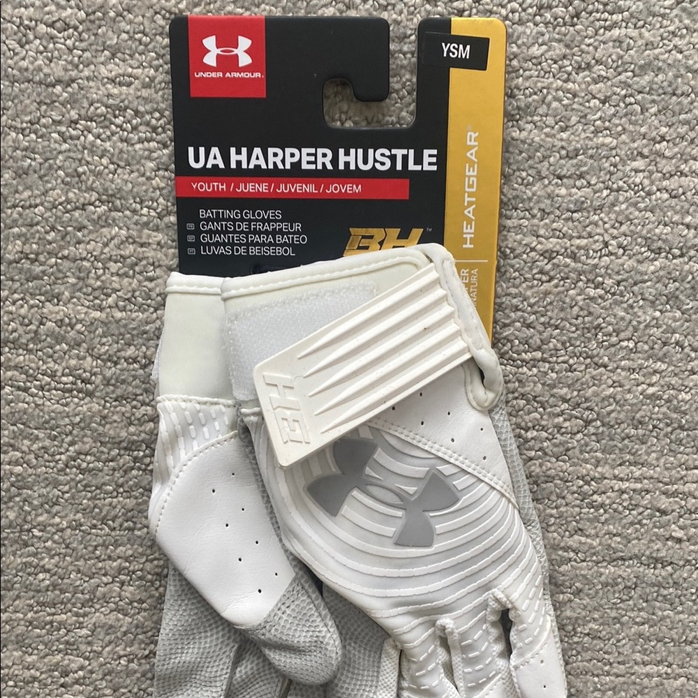 Under Armour White and Gray Sports Gloves with Adjustable Wrist Closure